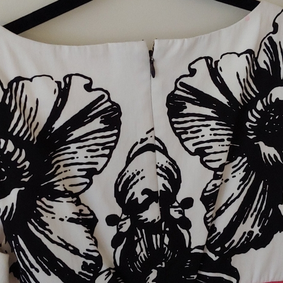 Le Chateau Cocktail Dress - Picture 6 of 6